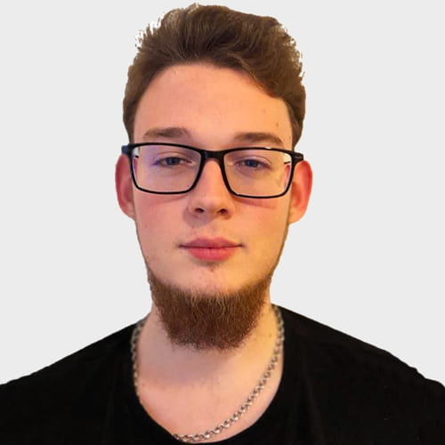 Глеб Александрович Л. - Ведет курс Шахматы для детей и еще 8 курсов рис.1